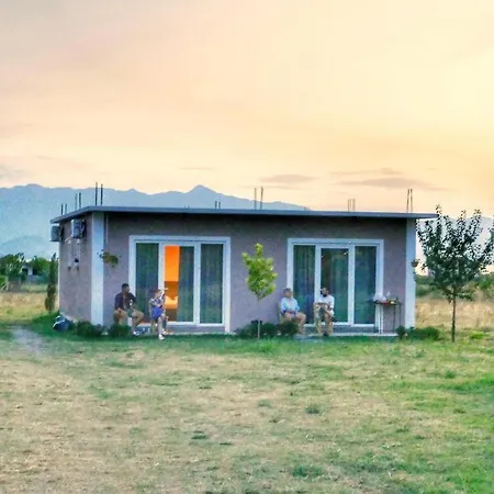 Ballkan Nocleg ze śniadaniem